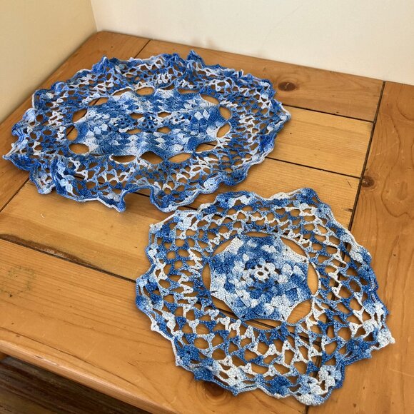 Blue Delft Lace Doily Vintage Hand Crochet Centerpiece Doilies Set of 2 - Picture 1 of 4